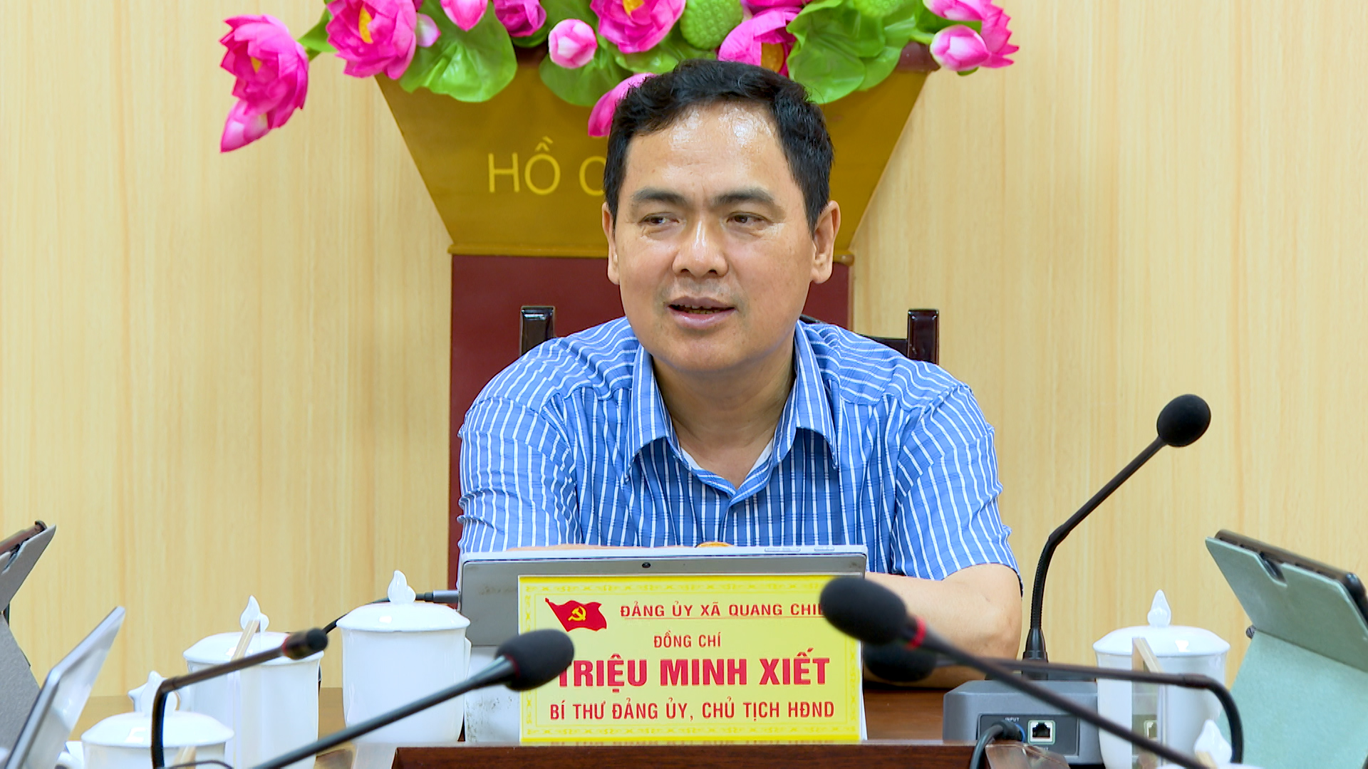 Anh-tin-bai